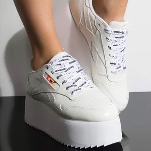 Cute GIGI HADID X REEBOK Platform Sneakers 💚